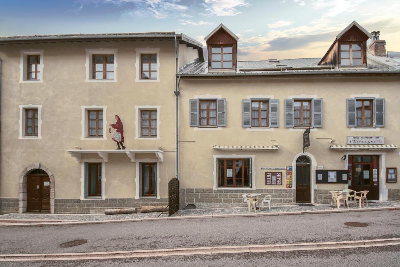 Auberge De L'Echauguette 몽도우핀 외부 사진